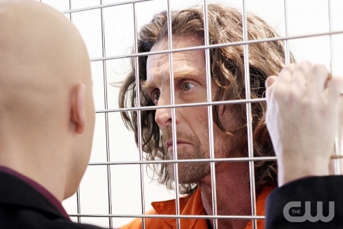 TheCW Staffel1-7Pics_227.jpg - SMALLVILLE"Covenant" (Episode #322)Image #SM322-3868Pictured (l-r): Michael Rosenbaum as Lex Luthor, John Glover as Lionel LuthorPhoto Credit: © The WB/David Gray